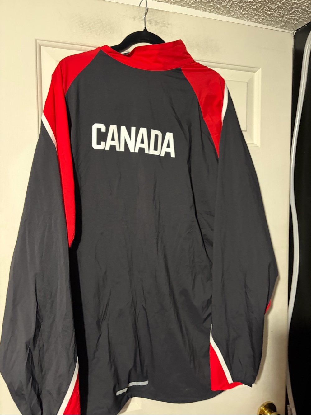 Nike Canada wind breaker